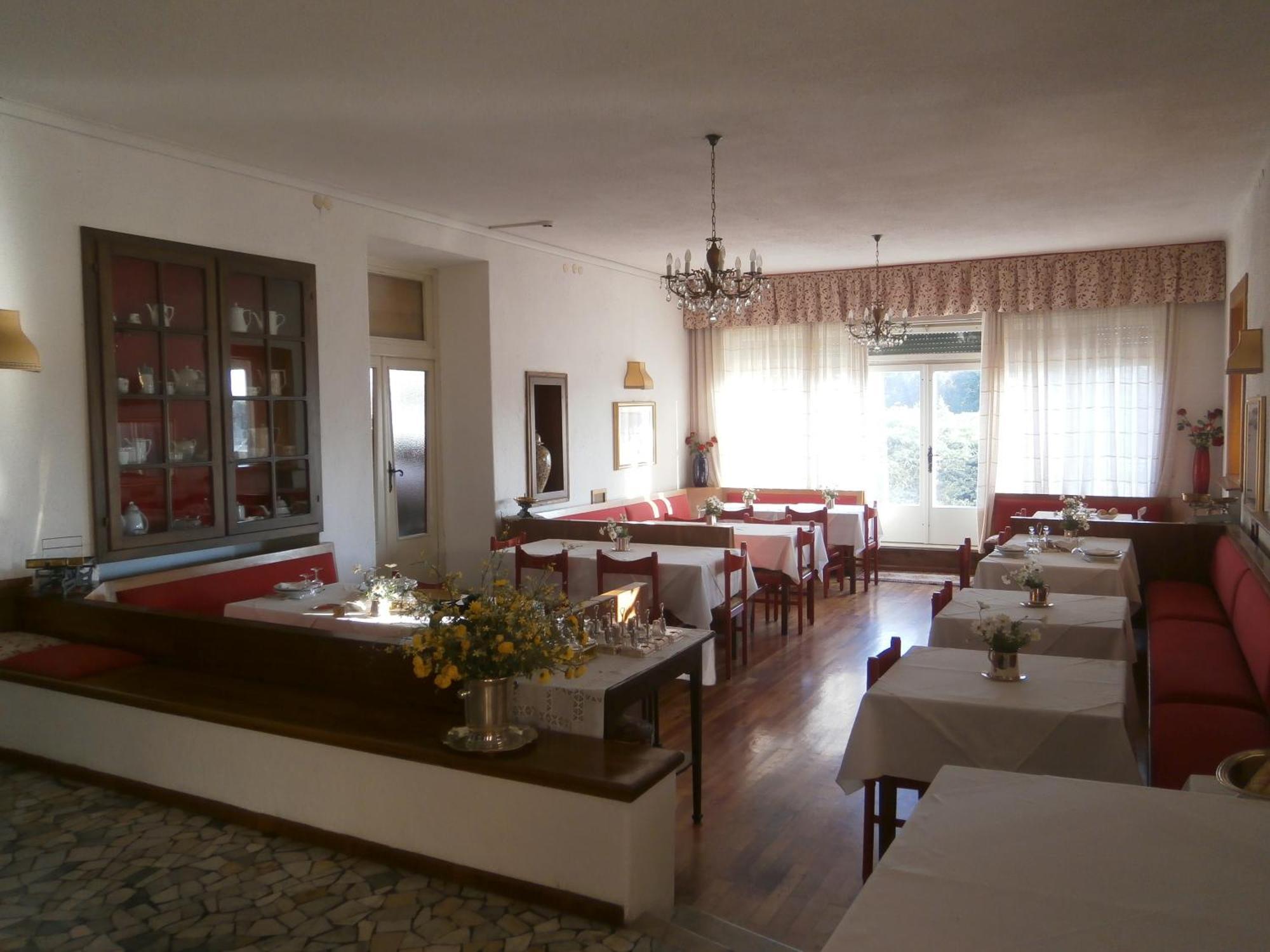 Hotel Due Pini Baselga di Pinè Buitenkant foto