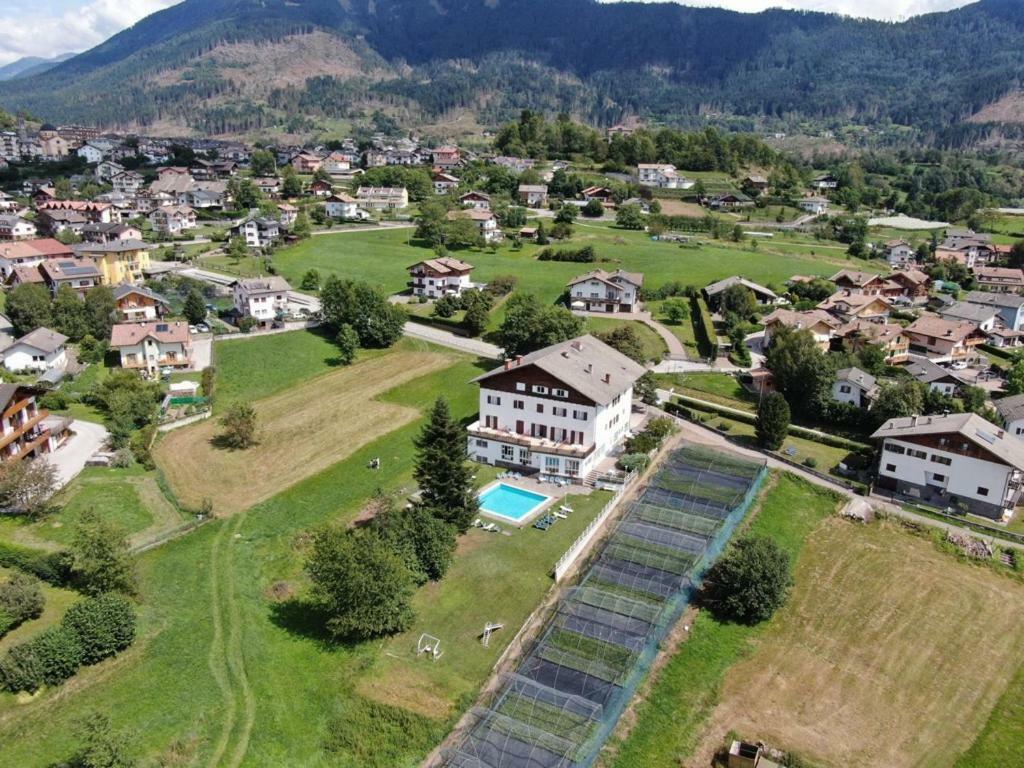 Hotel Due Pini Baselga di Pinè Buitenkant foto